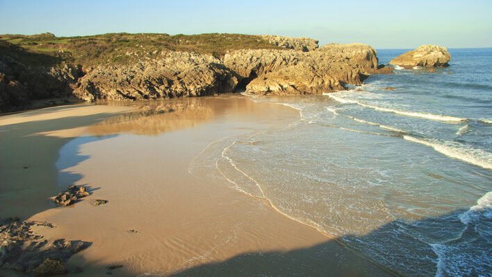 Playa La Huelga en asturias